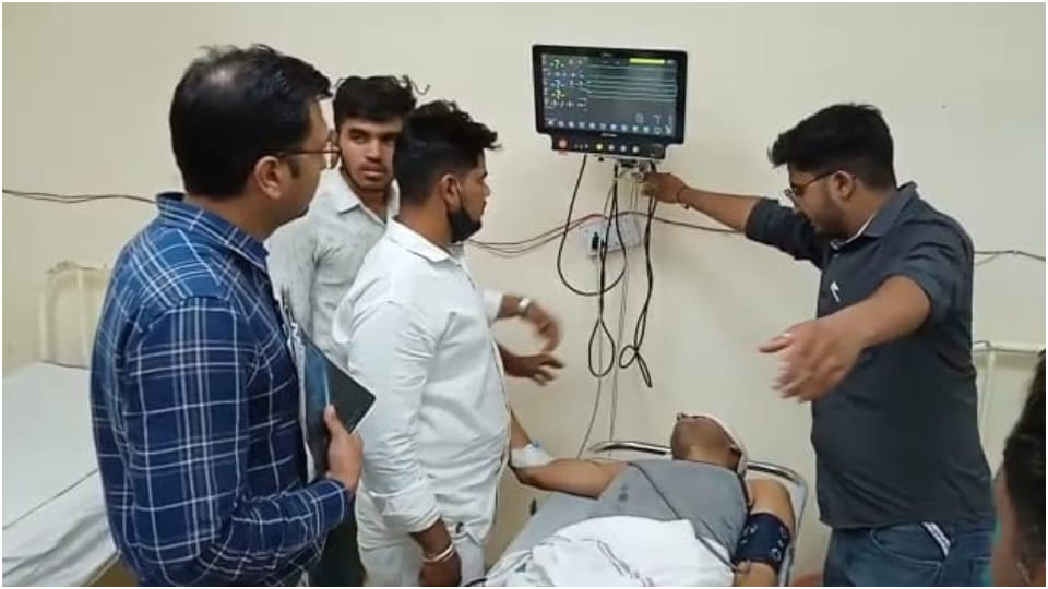 Car and tempo hit hard in churu three killed condition critical