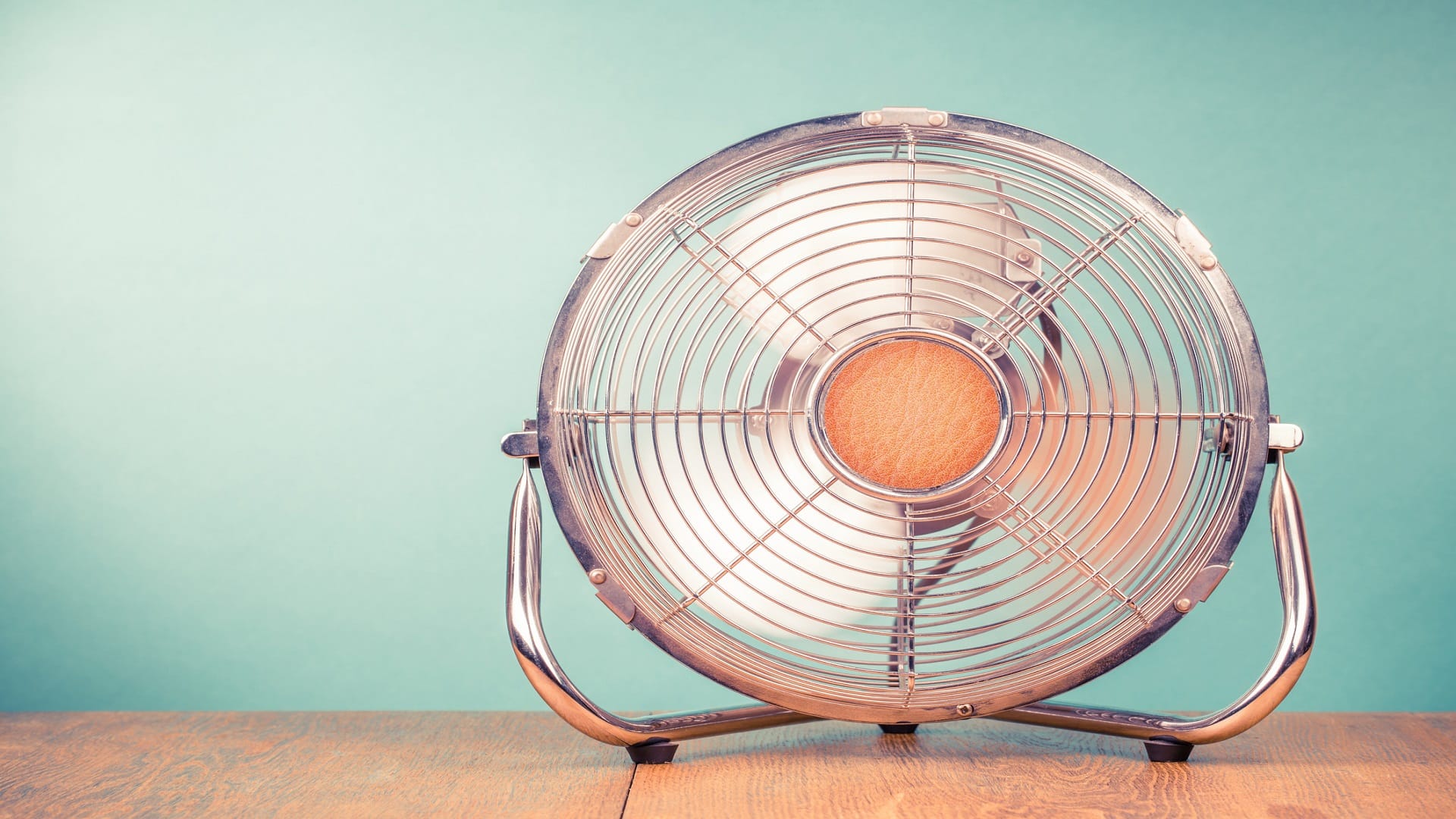 Fan That Cool Like Air Conditioner Know Water Sprinkler Fan Price in India