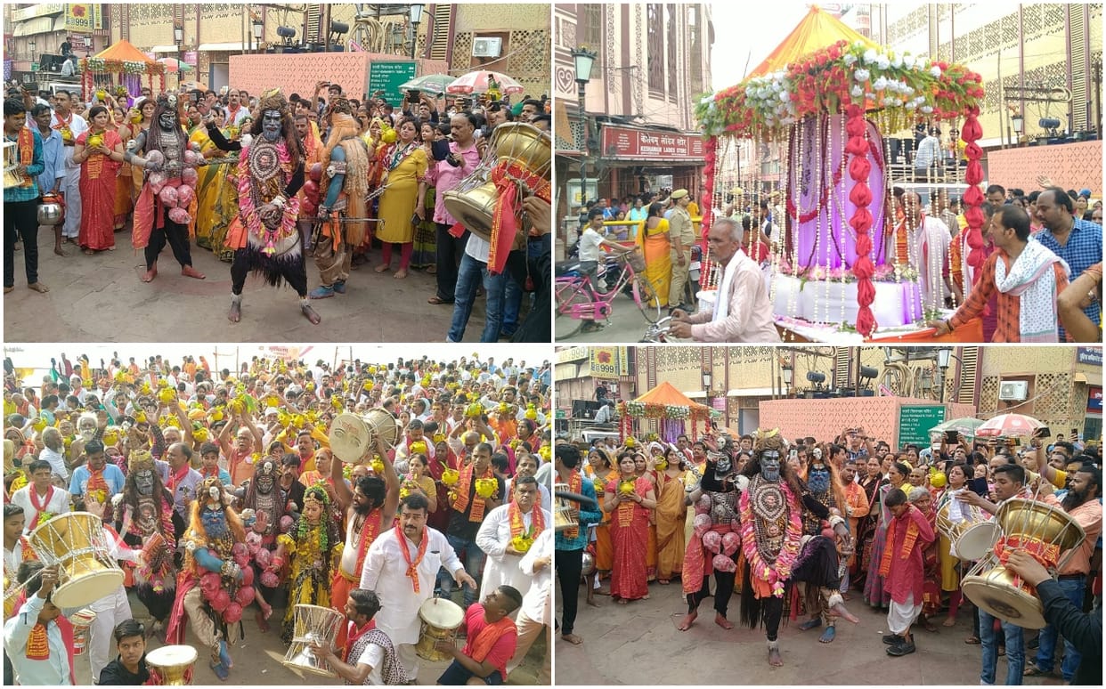 Nirjala Ekadashi 2022  unique colour seen in kashi 1008 urns of Ganga jal offered to Baba Vishwanath