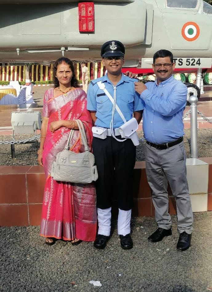 Drivers Son Becomes officer in Air Force