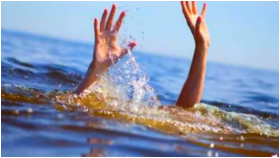 Person along with three others jumped car into the canal in Firozpur