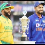 ट्रॉफी के साथ दक्षिण अफ्रीकी कप्तान तेम्बा बावुमा और भारतीय कप्तान ऋषभ पंत