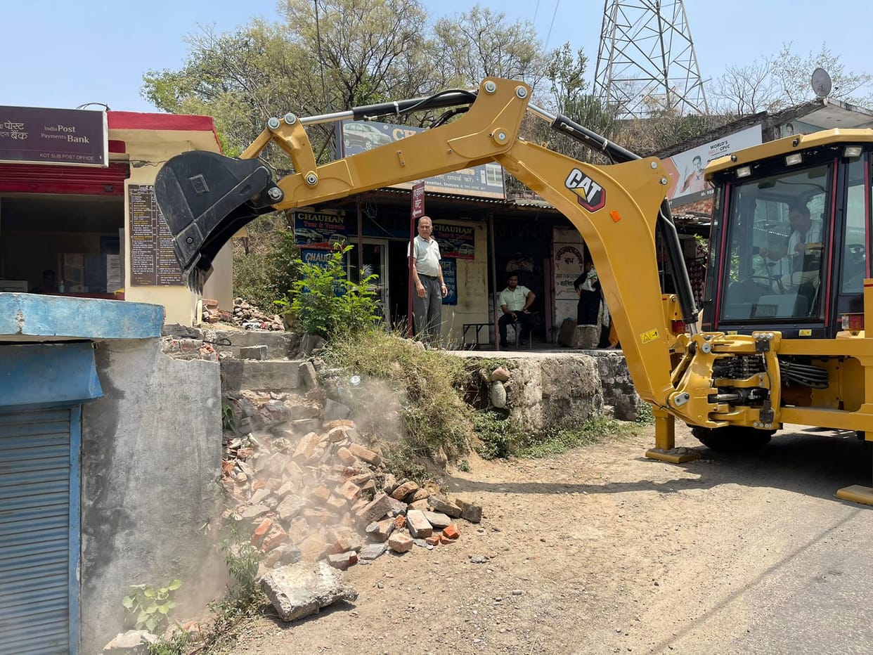 Work on NH-70 started, buildings coming under JD were demolished