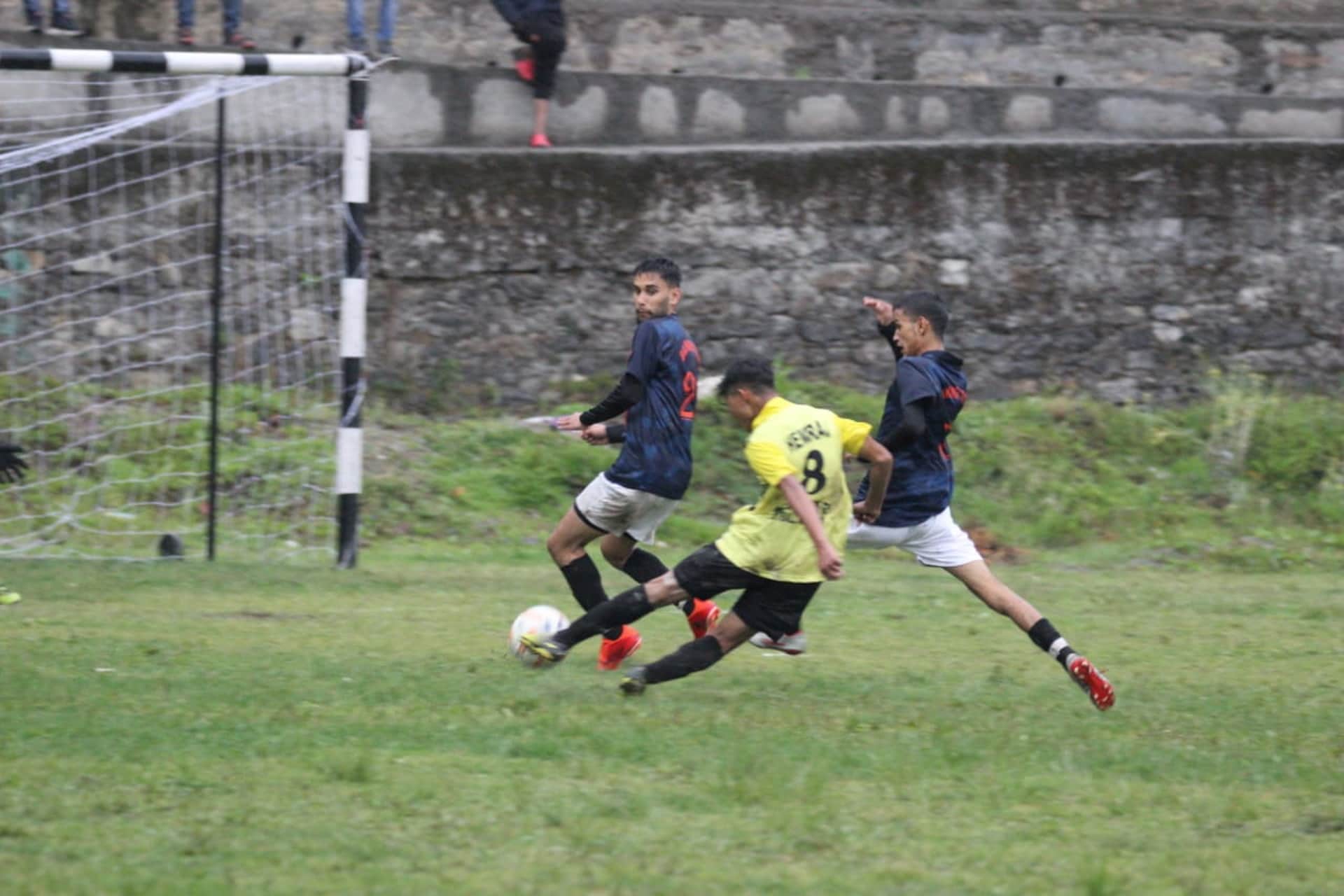 Young football player hemraj johari video viral, Cm Pushkar singh dhami praises, Pithoragarh boy scored with corner kick, See Photos