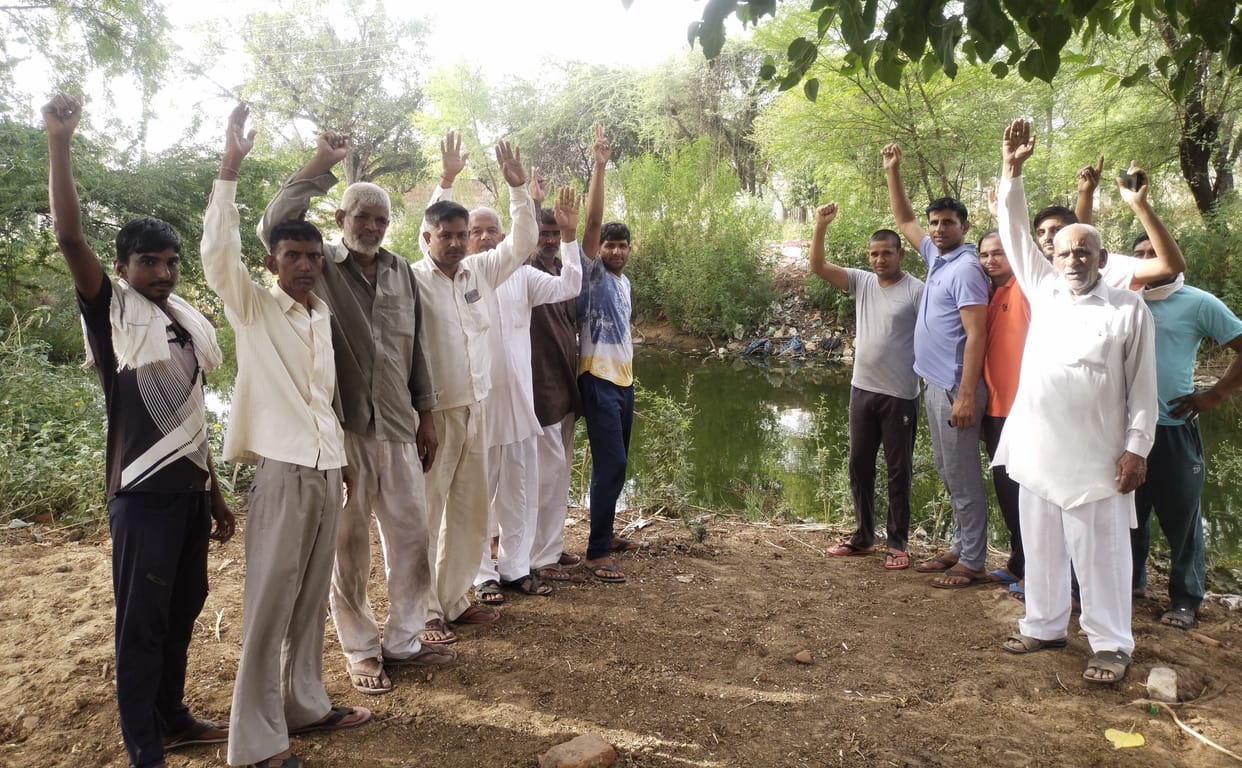 Six animals died after drinking johad water in Kadma