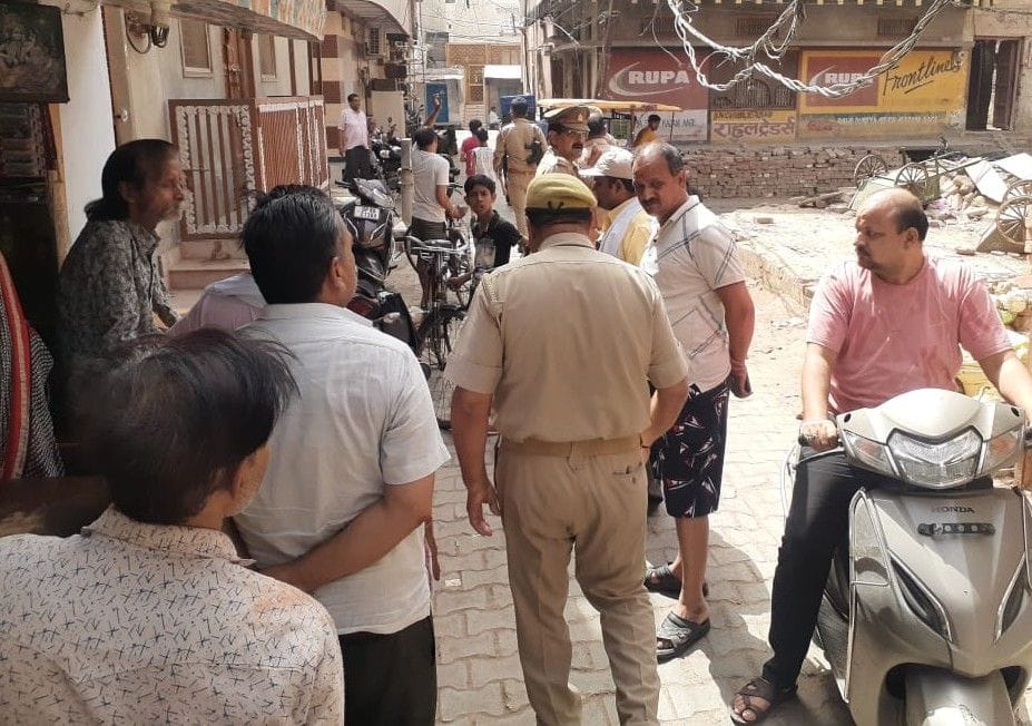 Hathras: Bike riding miscreant absconded by breaking the chain from the woman's neck