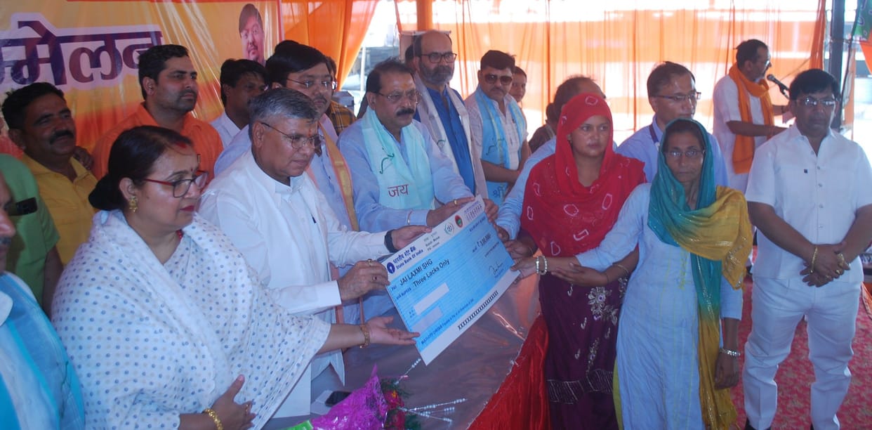 Hathras: Central government has made plans keeping in mind every section: Prajapati