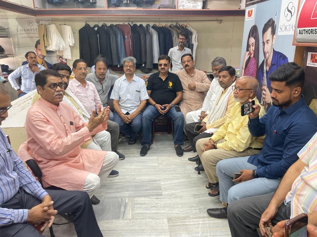 Business is going affected by Gyanvapi masjid dispute varanasi traders appeal to people to maintain peace