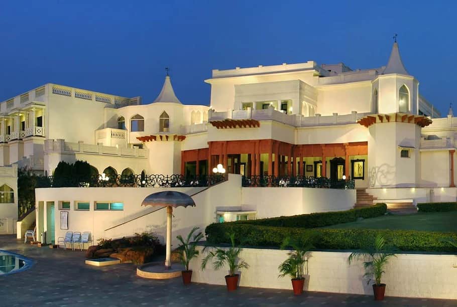 bobby deol Aashram 3 baba nirala ashram in bhopal  noor us sabah special connection with Saif Ali Khan pataudi family