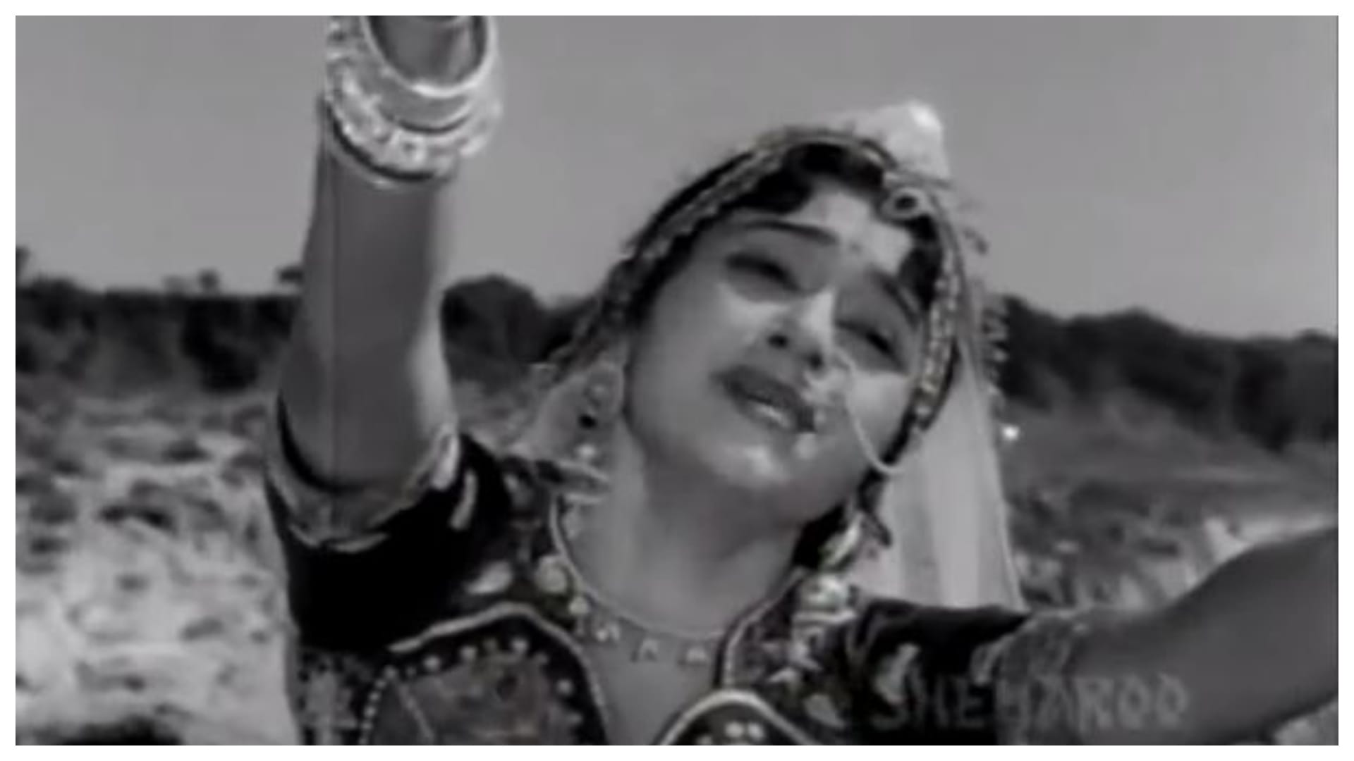 Padmini movie Jis Desh Mein Ganga Behti Hai shoot in bhedaghat in jabalpur madhya pradesh film With Raj Kapoor