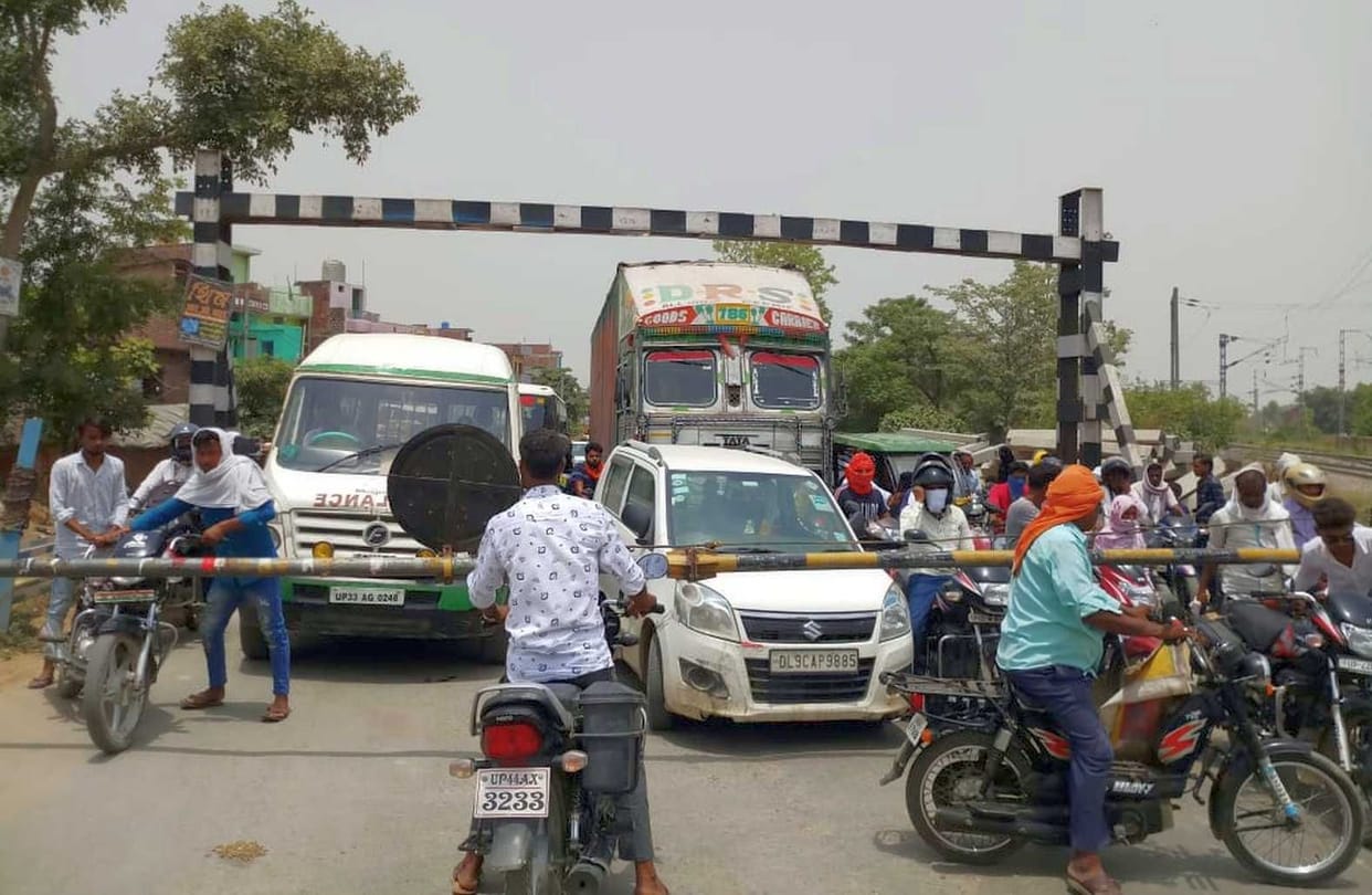 railway crossing