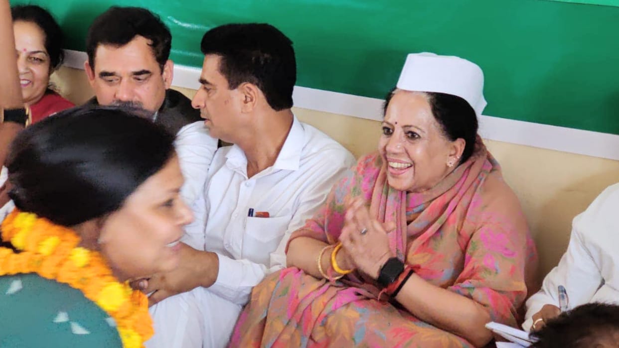 Himachal Congress adhyaksh Pratibha singh targets cm jairam thakur