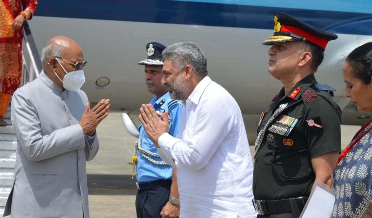 Cabinet minister welcomed the President who reached Pathankot