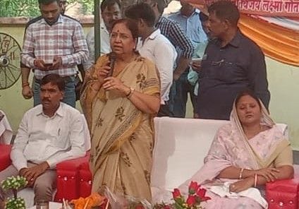 Make women self-reliant by forming self-help groups: Minister