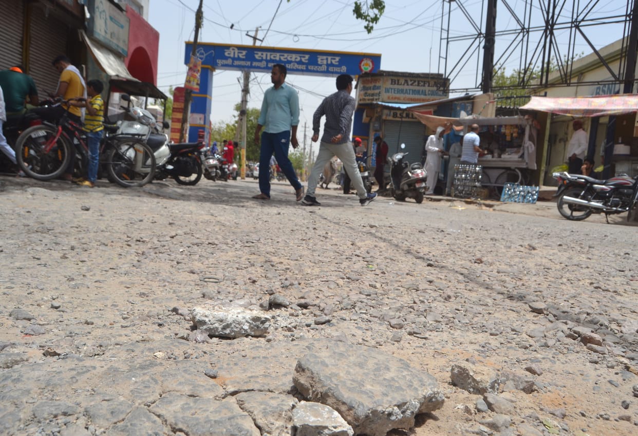 25 days left of monsoon, screw the road now if not then wait till October