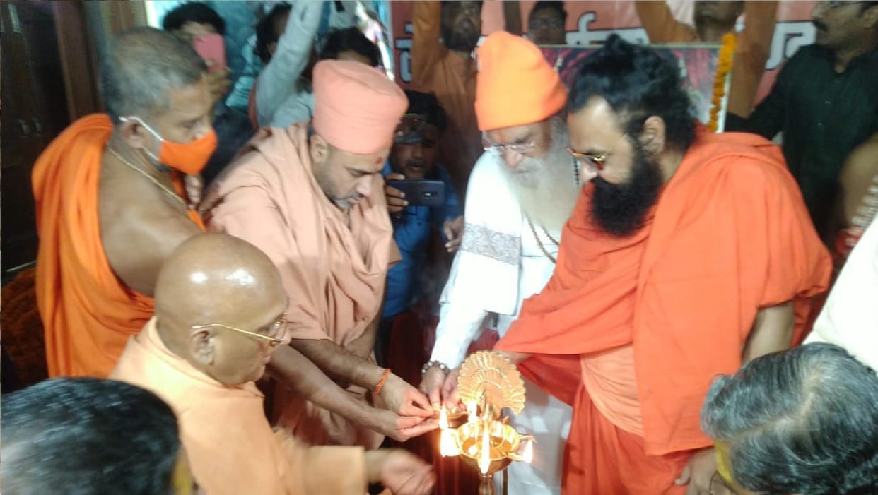 Vishwa Hindu Parishad session conversion discussion on Gyanvapi and violence happening in country