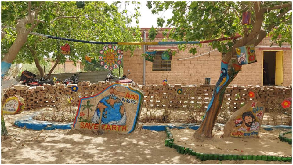 Waste to Wonder Park prepared from waste material spreading awareness through film dialogues Jodhpur Rajasthan 