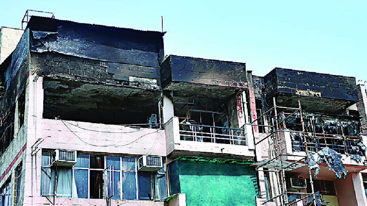 One patient died in fire at delhis brahmashakti Hospital
