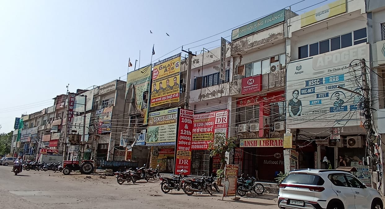 No fire safety arrangements in coaching centers running in multi-storey buildings