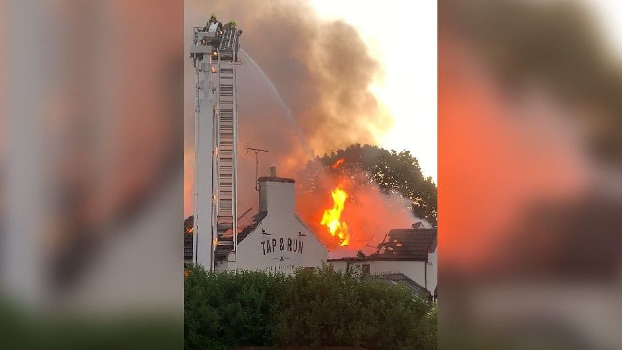 England Cricketer Stuart broad pub tap and run gutted by fire