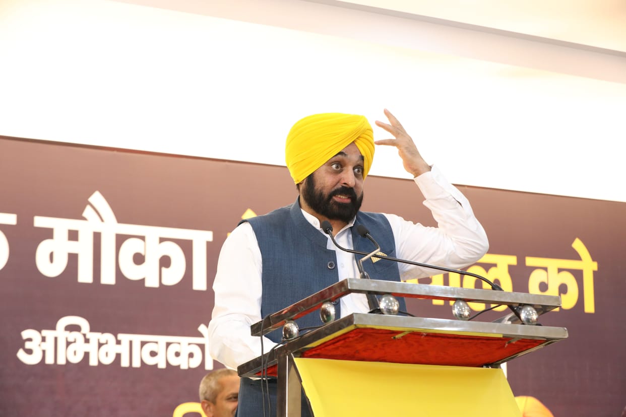 British continuously robbed Congress and BJP in turn- Mann