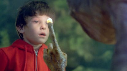 Steven Spielberg and henry thomas Movie E.T. the Extra Terrestrial completed 40 years