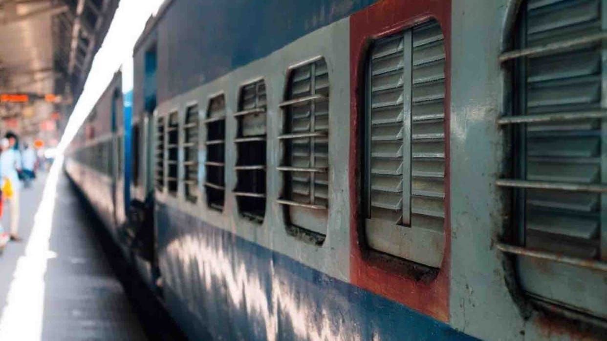 Route of Unchahar Express will change for 11 days