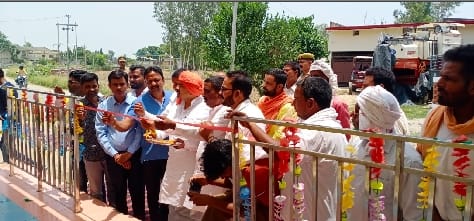Roads falling in Zilla Panchayat will be made of hot mix