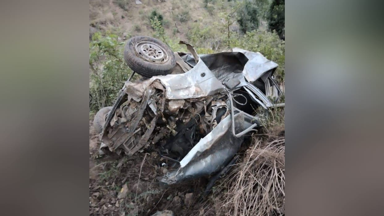 three killed in car accident in sirmour himachal pradesh
