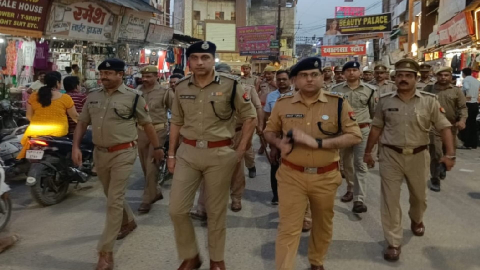 UP: Alert in all districts including Meerut regarding Friday prayer, Fake viral message was the reason of violence in Saharanpur