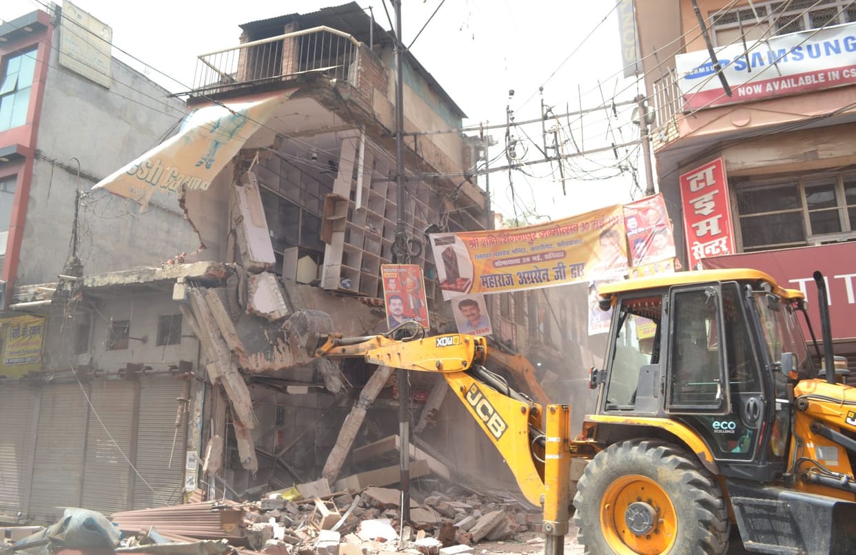 virodh,atikraman,abhiyaan,farrukhabad news,narebaji