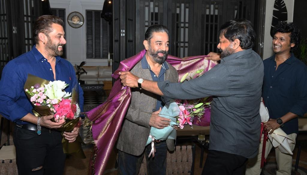 Salman Khan joined kamal haasan chiranjeevi and lokesh Kanagaraj for Vikram's success party in hyderabad