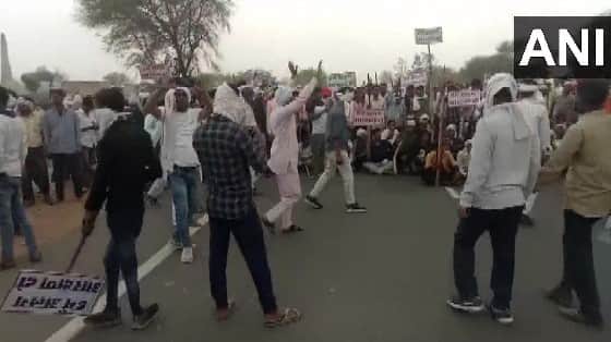 Bharatpur Chakka Jam On NH 21 Demanding 12 Percent Reservation Rajasthan 