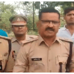मुठभेड़ के संबंध में जानकारी देते एडीसीपी नोएडा रणविजय सिंह
