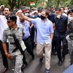 National Herald Case: ईडी दफ्तर जाते राहुल गांधी