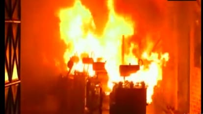 Madhya Pradesh: Massive fire in a transformer repair factory in Jabalpur, the area resonated with explosions