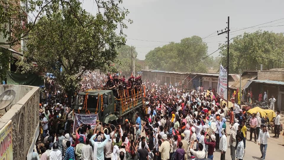 Soldiers martyred by lightning Funeral Today In Agra