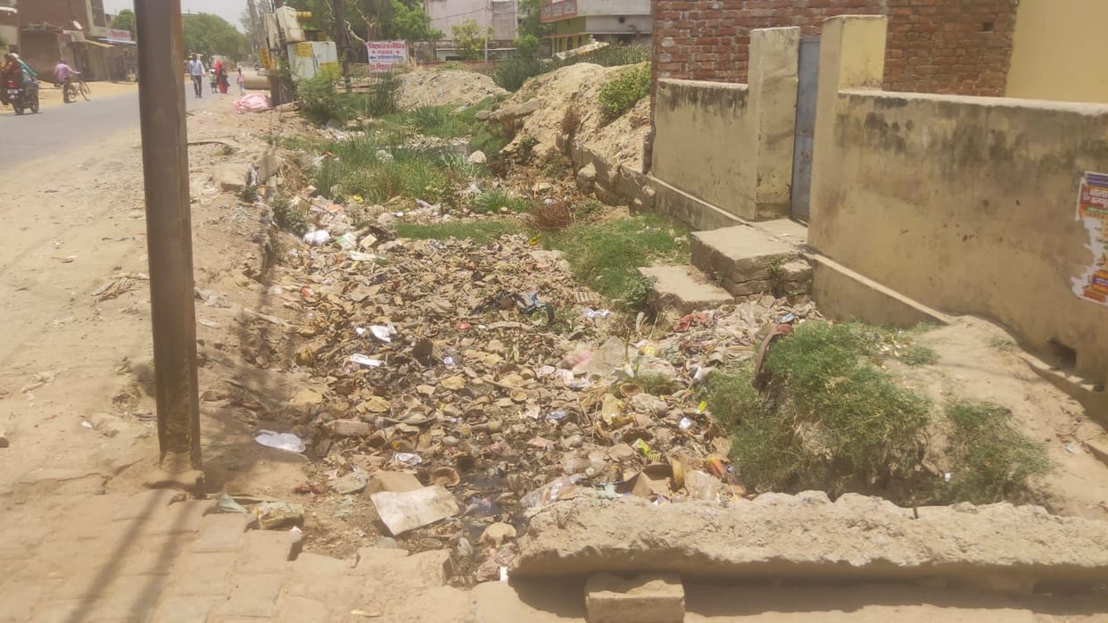 Incomplete drain construction, there will be waterlogging in residential areas in the rain