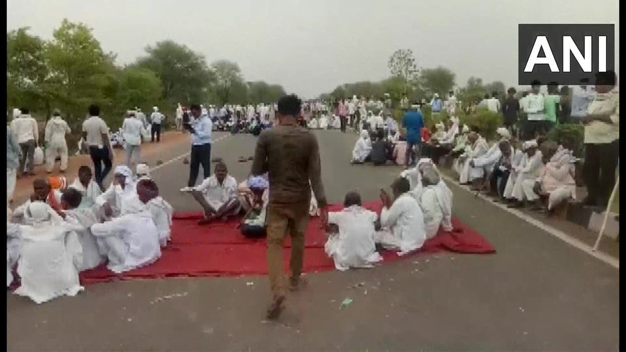 Bharatpur Chakka jam on NH 21 demanding 12 percent reservation