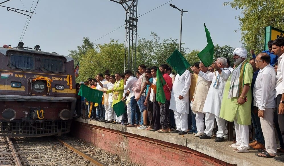 Shuttle service stopped at railway station Sri Krishnanagar
