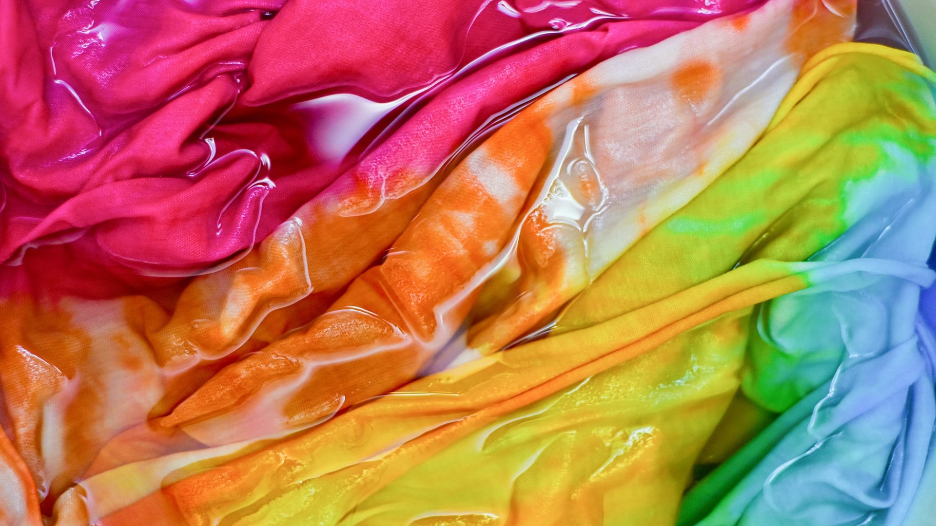 How To Get Faded Clothes Back To Normal At Home In Hindi