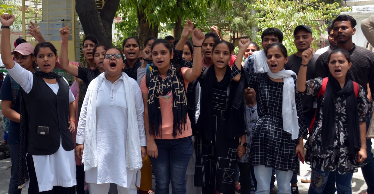Students protest against running the bus till Jasoi