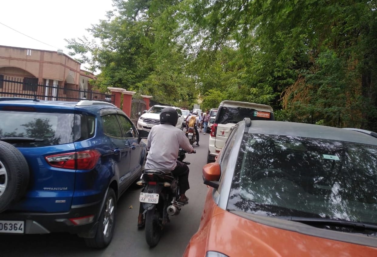 Mathura: Collectorate is now battling jam with the city