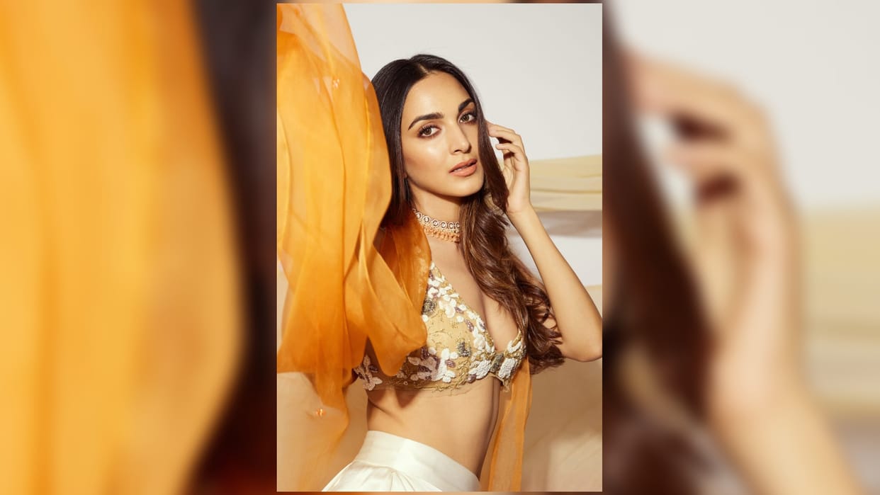 Kiara Advani completed eight years in Hindi cinema, actress celebrated with fans across the world in Special way