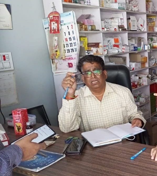 Kanpur Dehat : Nursing home was running under the guise of medical store, notice