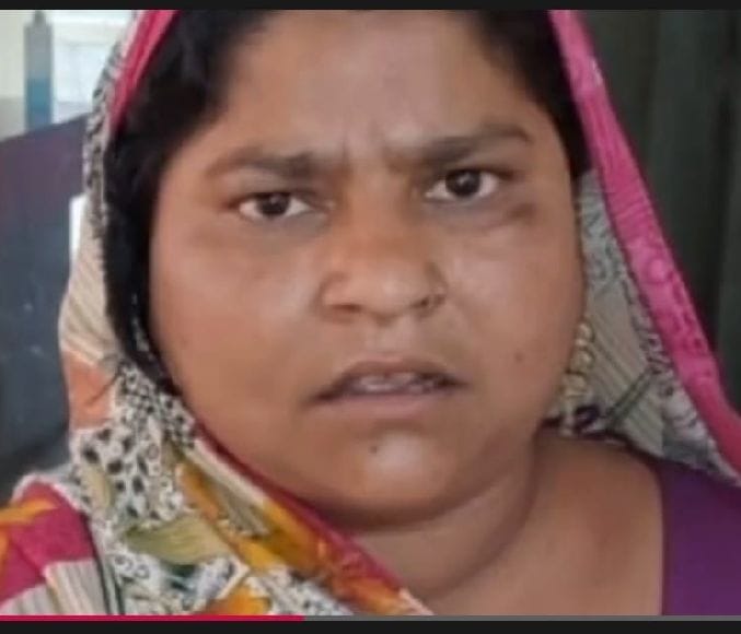 Woman murdered by slitting her throat in a mango orchard in Nabipur