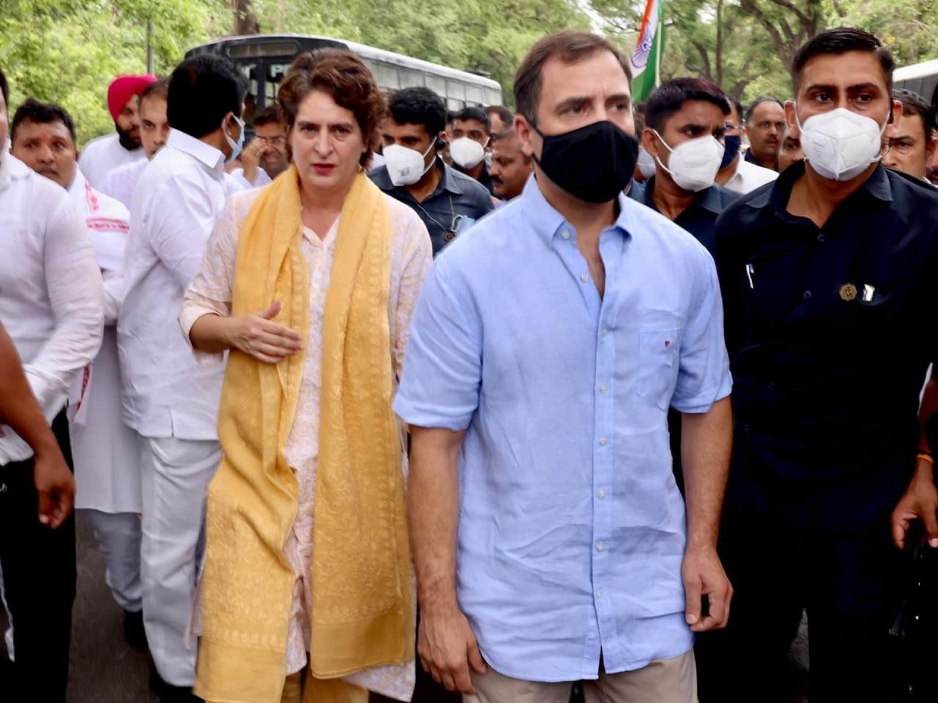 Amar Ujala Top News Rahul Gandhi was questioned by ED slight reduction in inflation rate Latest News Update