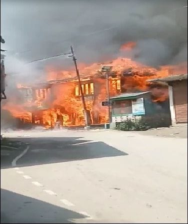 mandi news, himachal news, 12 room two story house, janjehli burnt
