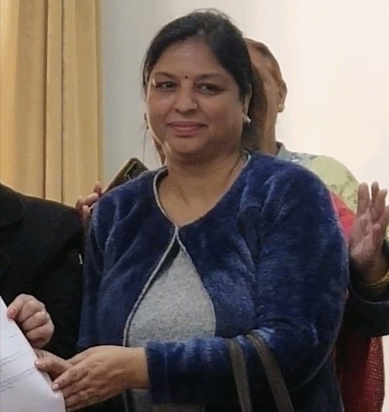 Seema is carrying forward her husband's vow with Bhandara's service