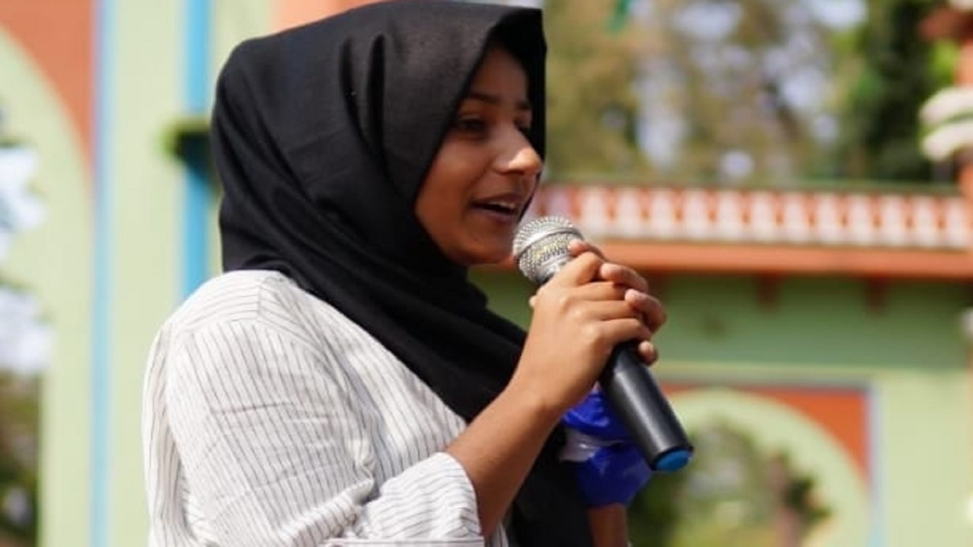 JNU student Afreen Fatima daughter of Prayagraj violence mastermind Md Javed Pump trending on social media